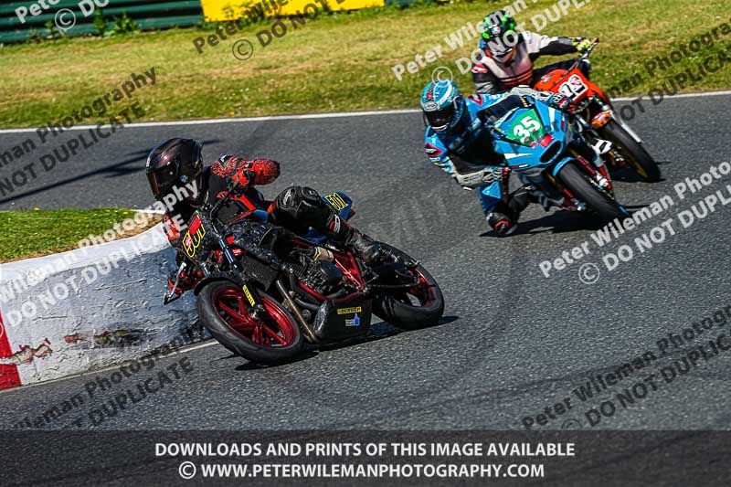 enduro digital images;event digital images;eventdigitalimages;mallory park;mallory park photographs;mallory park trackday;mallory park trackday photographs;no limits trackdays;peter wileman photography;racing digital images;trackday digital images;trackday photos